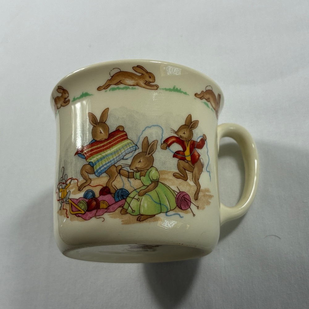 Whimsical Vintage Royal Doulton Bunnykins 3-Piece Bone China Set Easter Bunny - Picture 3 of 15
